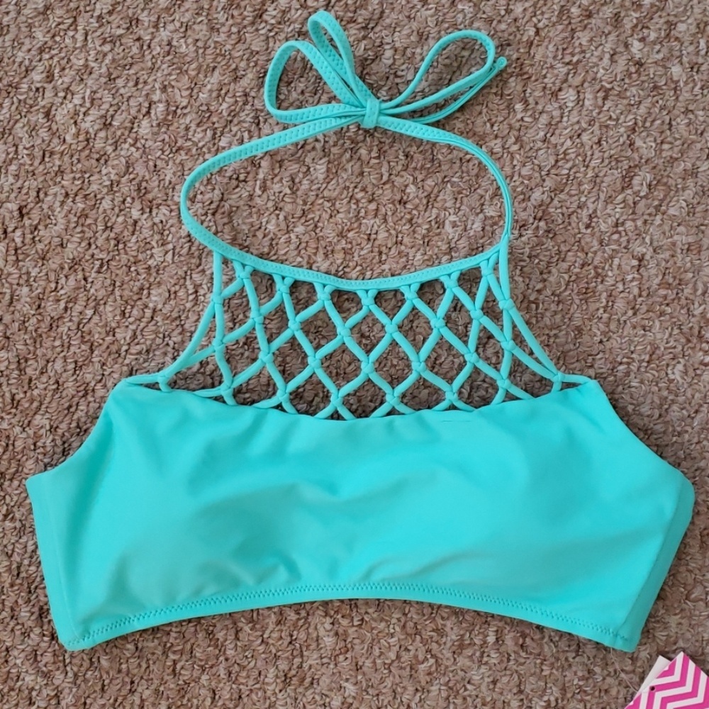 New macrame bikini top raisins